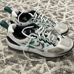 Men’s size 10 Nike shoes